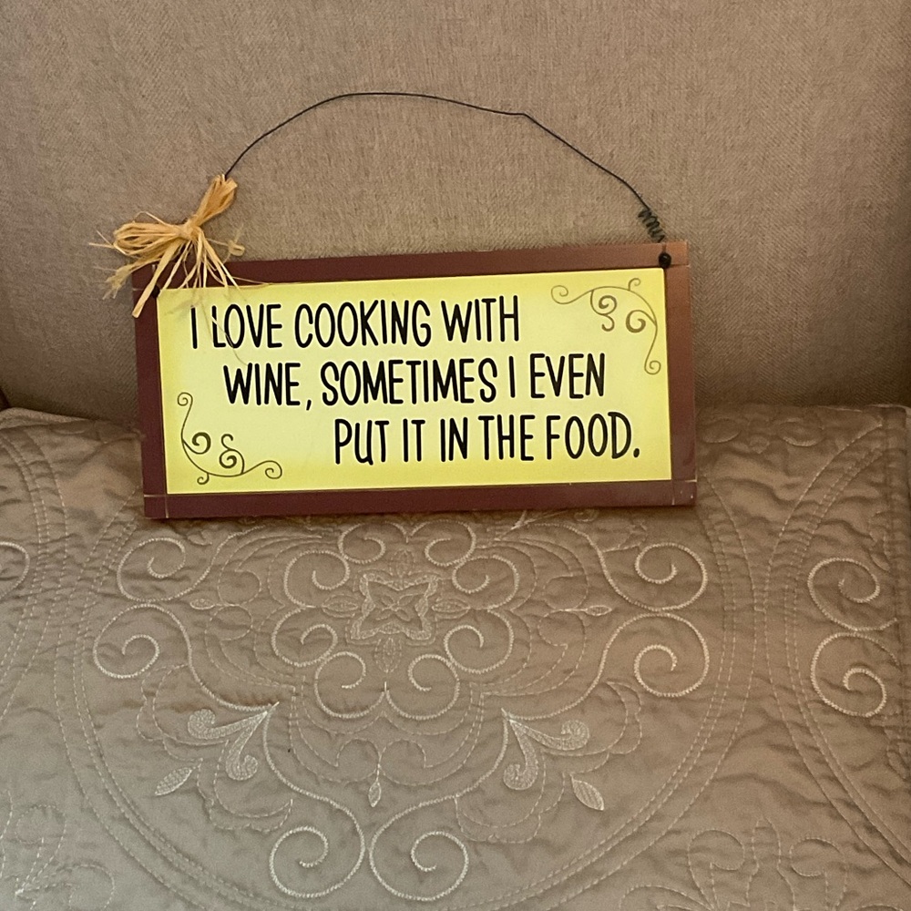 CUTE, SOLID WOOD HANGING SIGN FOR A COUNTRY KITCHEN!
